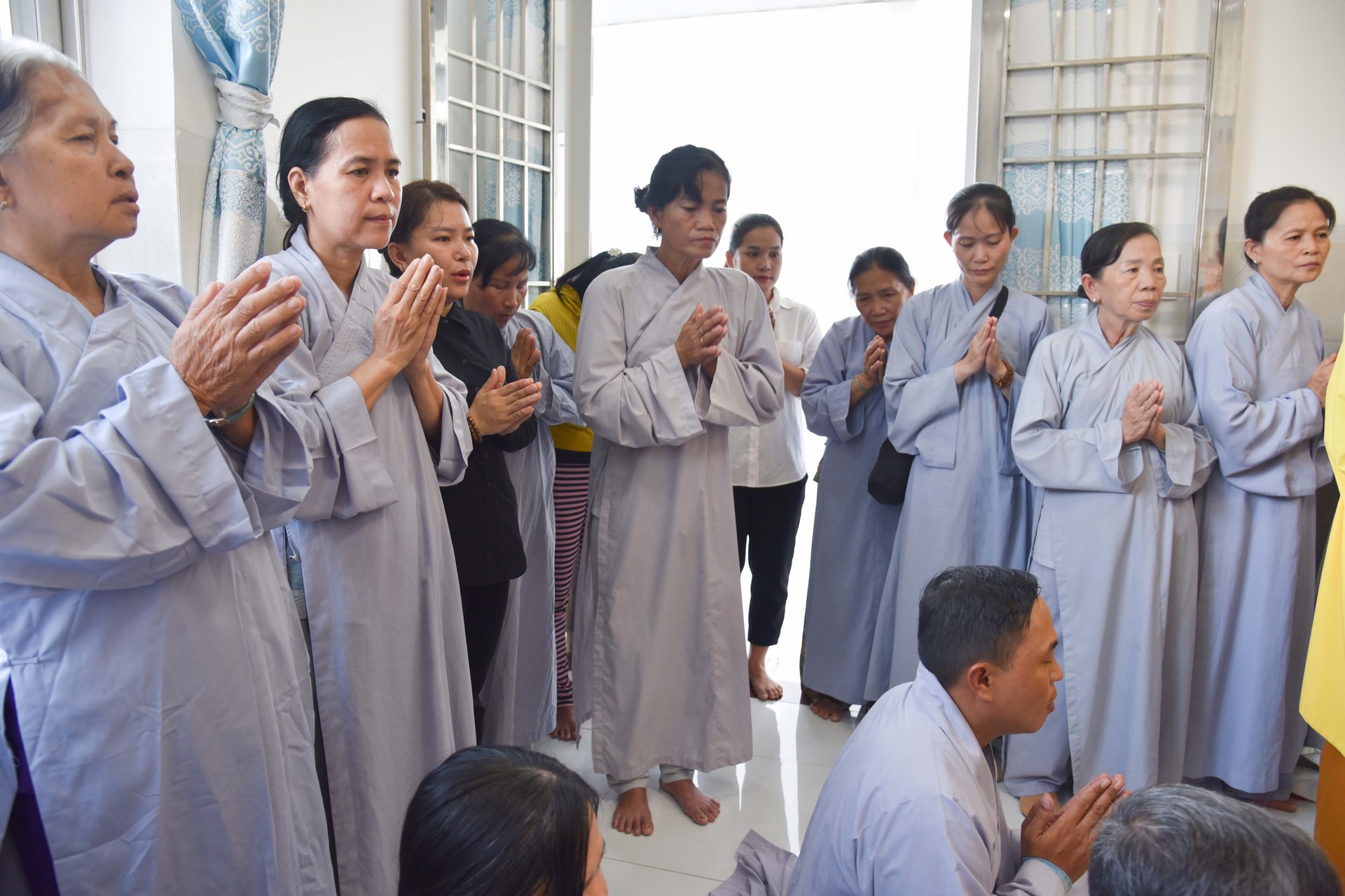 Chanting sutra, releasing creatures to pray for peace in Tan Thanh, Long An by the Charity Board